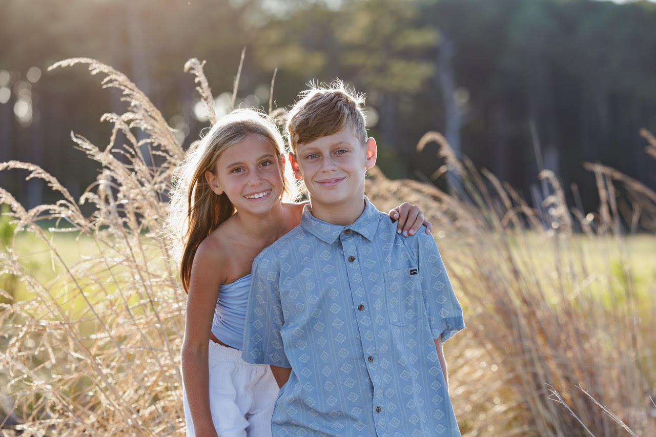 <center>Lindsey and Fam by the Beach</center>